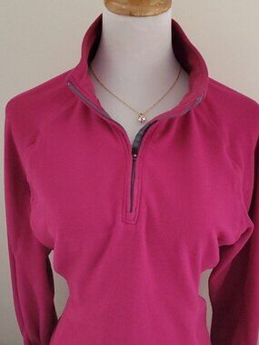 Cabela's Magenta Pullover Medium